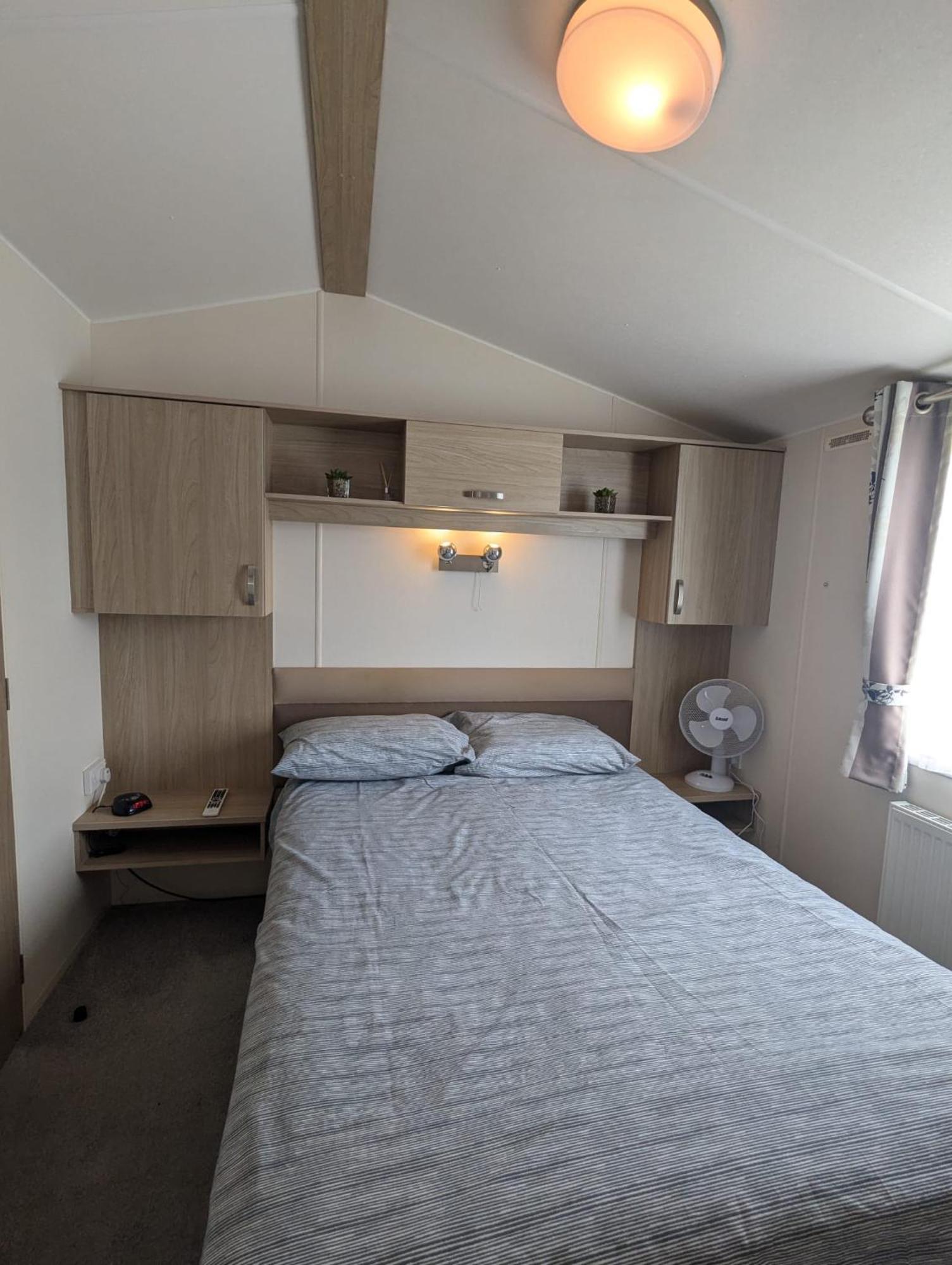Lovely Bright And Airy Caravan On The 5 Star Shorefield Country Park Entertainment Passes Included Milford on Sea Dış mekan fotoğraf