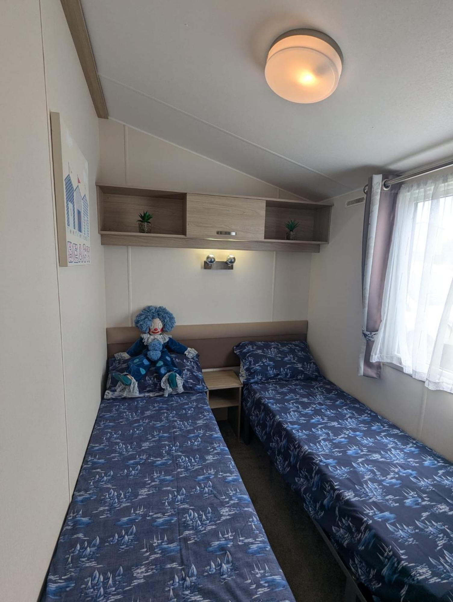 Lovely Bright And Airy Caravan On The 5 Star Shorefield Country Park Entertainment Passes Included Milford on Sea Dış mekan fotoğraf